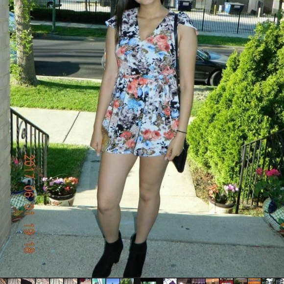 Romper - Picture 3 of 5